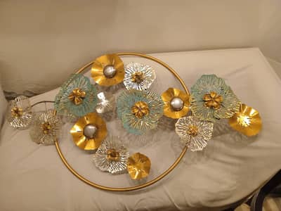 Metal flower wall décor