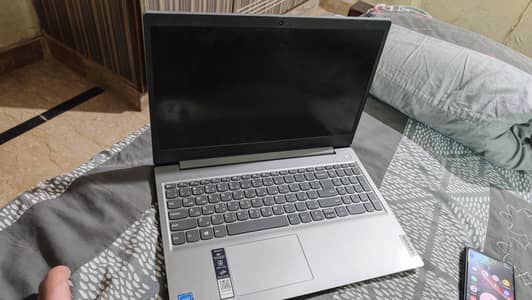 Lenovo Idea Pad 3   1TB