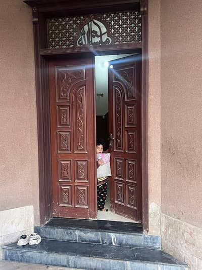 7.5 Marla Corner House For Sale in Canal Burg Lahore