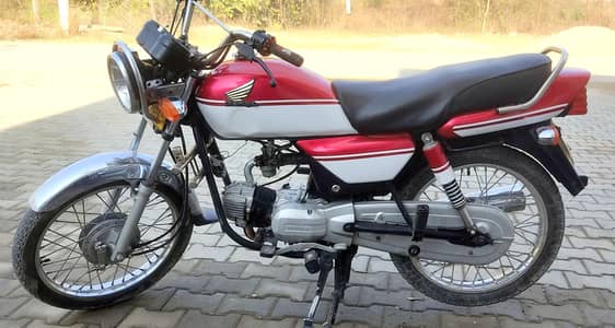 Honda CD 100, 2008 Model, Good Engine, Body condition performance 100%