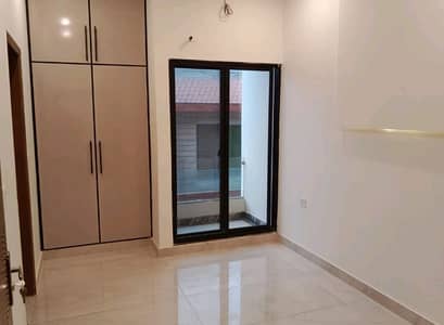 House For Sale In Rs. 15500000/-