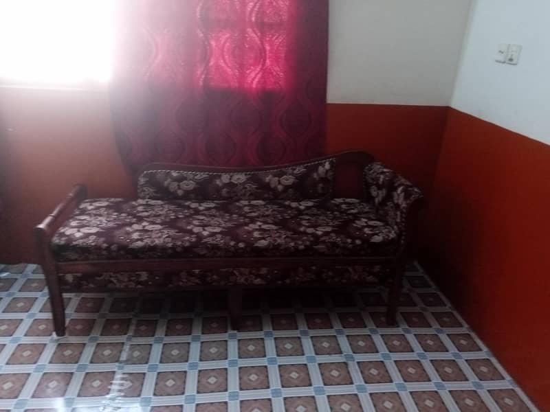 3 seater setty sof 3