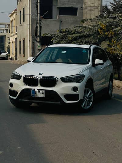 BMW X1 Panaromic Sunroof