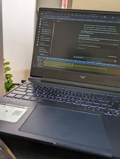 HP Victus 15 FA1093dx Core i5 13420H 6GB 3050 32GB Ram 256 SSD 144Hz