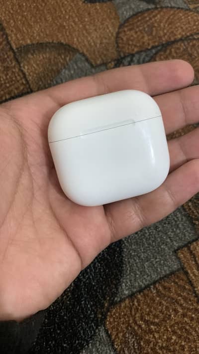 Apple AirPods 4 Active Noise Cancellation