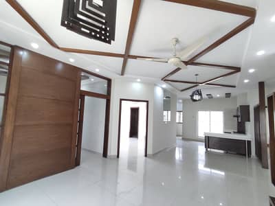 1 Kanal 5 Bedrooms House Available On Rent Phase 4 Dha Lahore