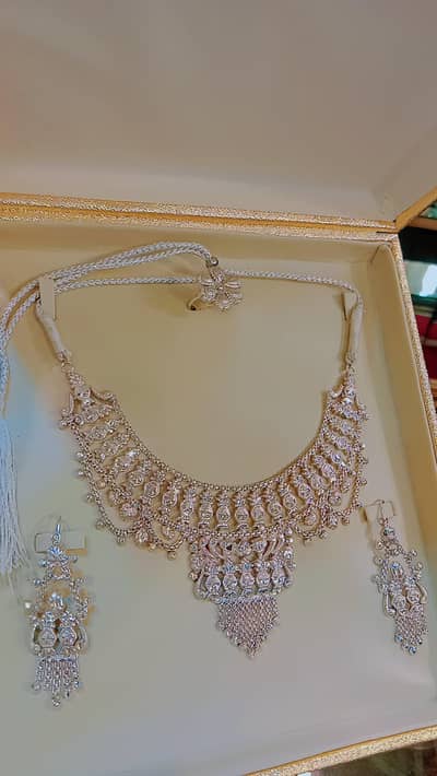 chandi ka necklace set locket chains breslet
