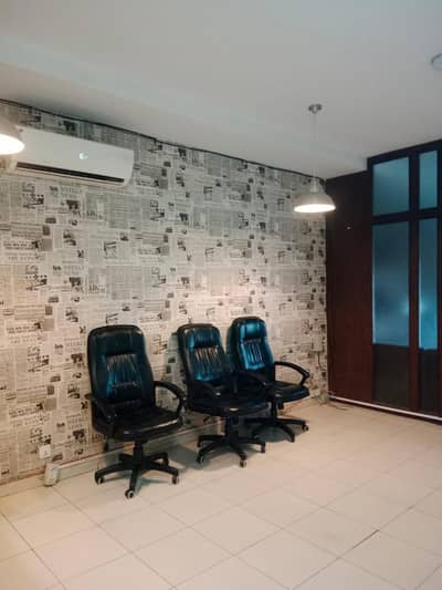 beautiful office fully furnished