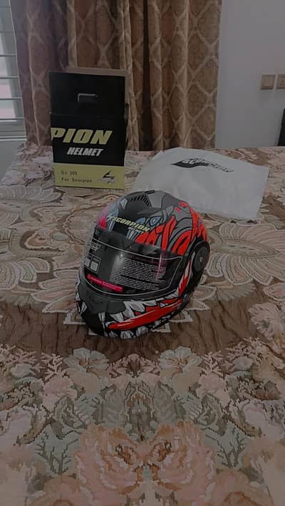 Scorpion Helment