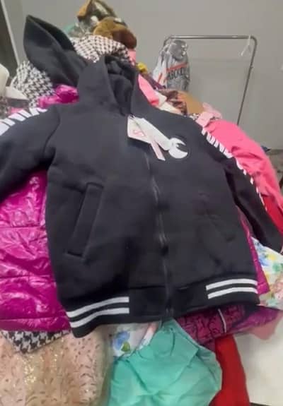 Kids clothes ( WHILESALE )