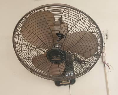 PAK PUNJAB BRACKET FAN