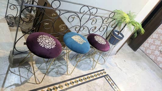 3 Designer Stools + Decorative Plant Stand – Excellent Condition
