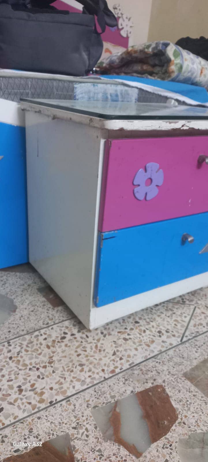 Dressing table and one side table 4