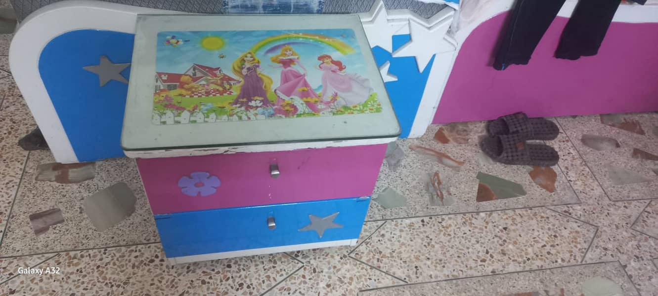 Dressing table and one side table 5