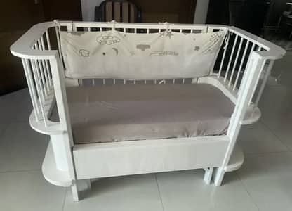 Baby cot
