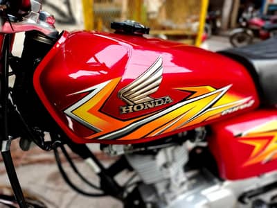 Honda 125 Model 2021 Just 12000-KM Gift For Shokeen Honda Lover's