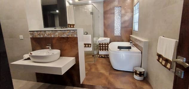 KANAL FULL HOUSE NEAR TO MARKET