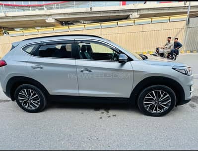 Hyundai Tucson 2021 model