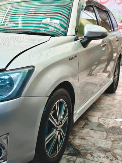 home used car  one pic touching 03118033402