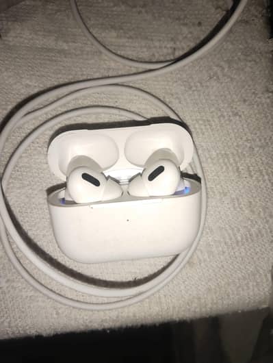 Earphones for sal condition 10 by 10