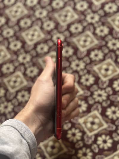 XR JV 64 GB URGENT SELL