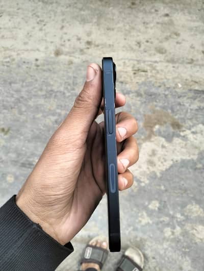 Iphone 13 waterpack 10/10 all ok 91% orgnL health