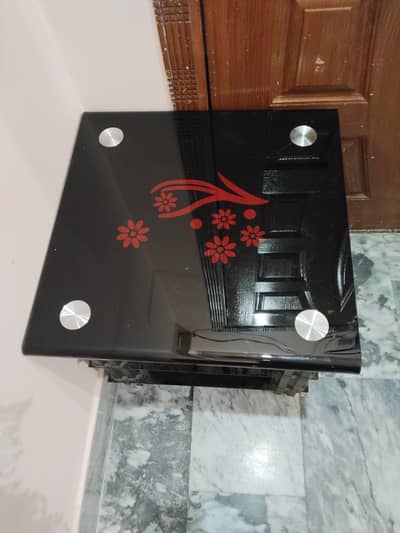 glass tables in Black color