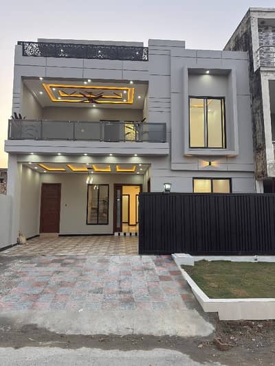 B-17 C-1 Block | 30x60 Brand New Designer House For Sale | Luxury Finish