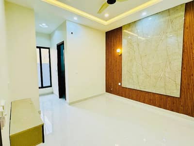 B 17 8 Marla Modern Designer house For sale