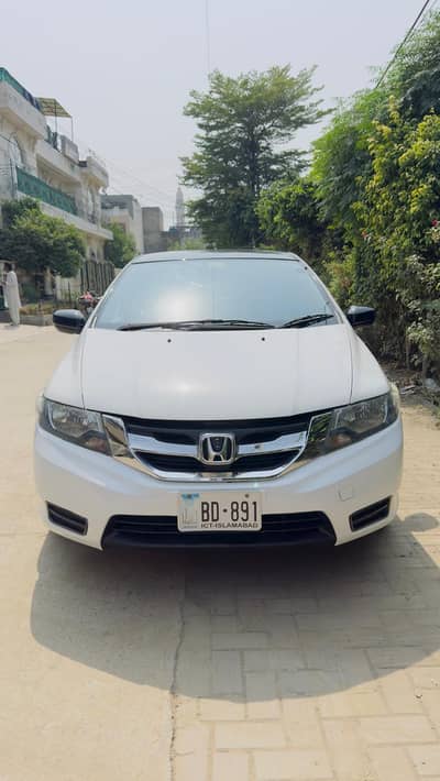 rent a car self drive /self drive rent a car /car rent service lahore/