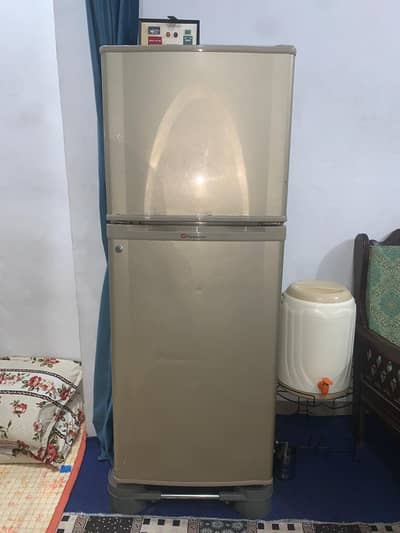 "Dawlance Small refrigerator - Freshness you Can Trust