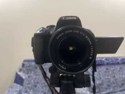 Canon 700D