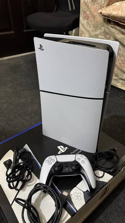 PlayStation 5 Slim Digital Edition | Like New | With Offline Games