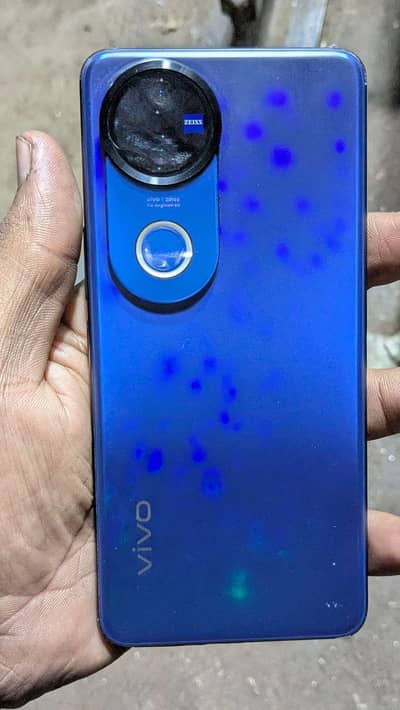 vivo v50 12+12 512  complete box 10/10 condition