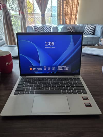 HP Pavilion Aero Laptop 13 Ryzen 5 8640U