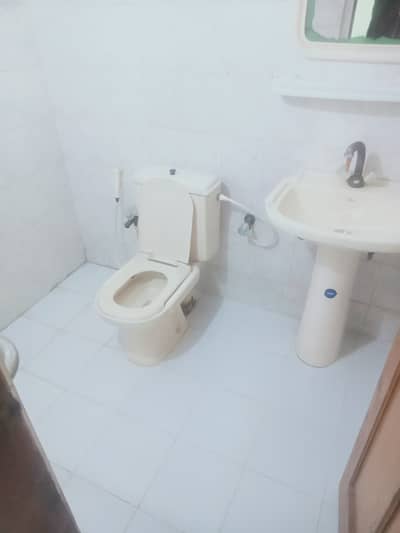 Upper portion for rent in g11