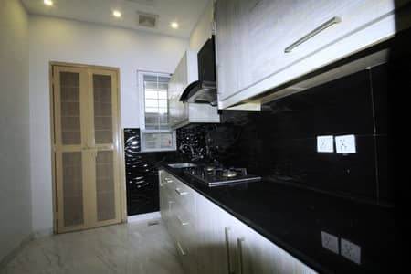 KANAL UPPER PORTION SEPRAT GATE NEAR TO MARKET