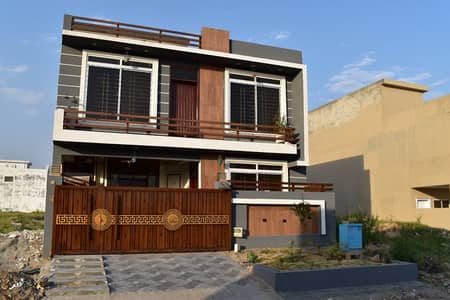 8 Marla House For Sale