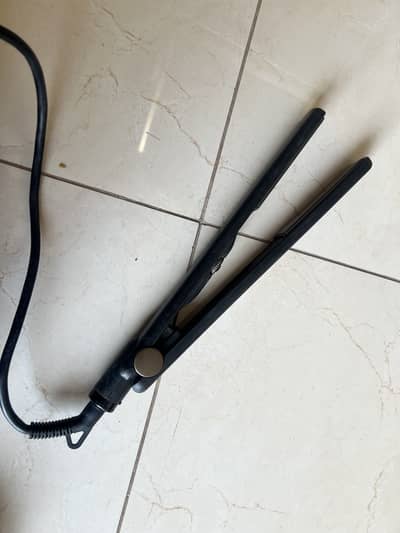 Britney Spears BHC 23 Hair Straightener