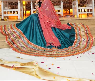 mehandi dress…lhanga choli for mehandi…mehandi outfit