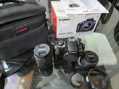 CANON 1300 D
