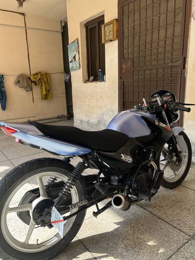 Yamaha ybr esd 1/1 in Pakistan