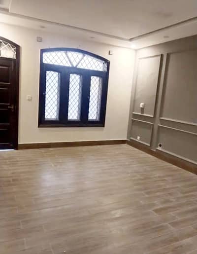 E-11 2Bed Tiled Floor Mumty For Rent