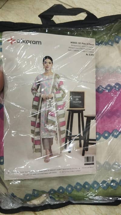 Alkaram /Khaadi/Maria b /Sola Singar/Gull ahmed