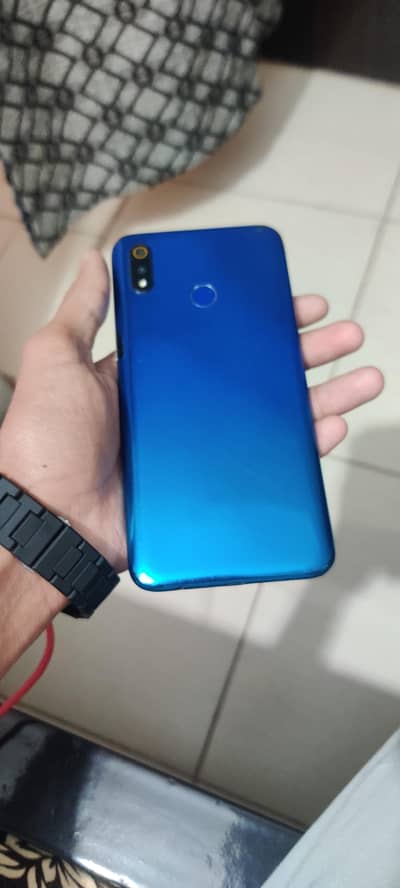 Realme 3 with box exchange possible