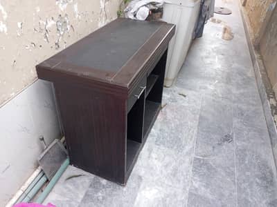 condition 10 by 9 all ok mobile number 03010681158