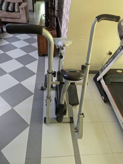 ADVANCE// ORBITREK // ELLIPTICAL BIKE // ALMOST NEW