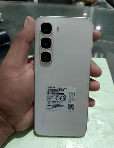 Infinix hot 60 pro 8+8/128