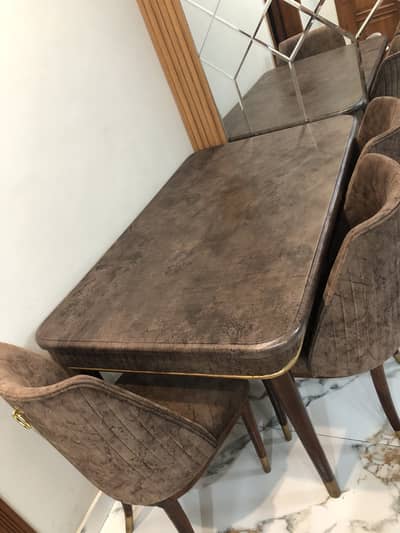 Dining table with 6 chairs