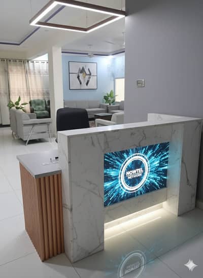 Receptionist Required (Female)